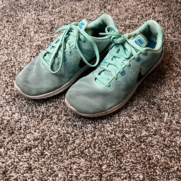 Nike Flex Fury 2 - Picture 2 of 5